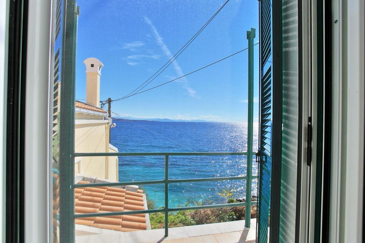 Sea Front Studio Alexandra Nisaki  外观 照片